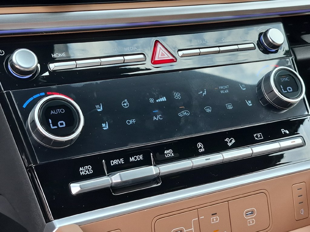 New 2027 Hyundai Santa Fe Limited AWD/4WD image 24