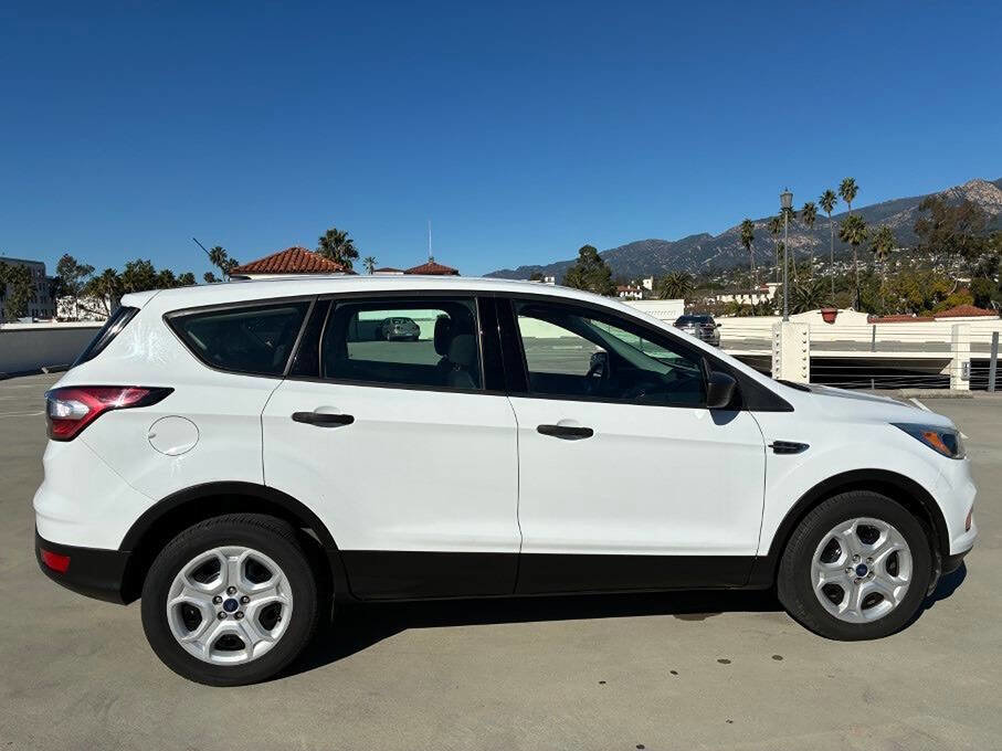 Used 2017 Ford Escape S image 9