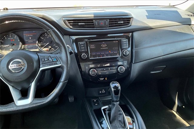 Certified 2019 Nissan Rogue SL w/ Premium Package image 5