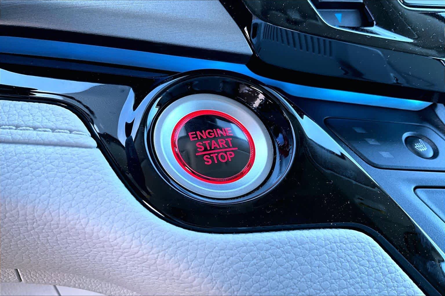 New 2026 Honda Odyssey Touring image 18