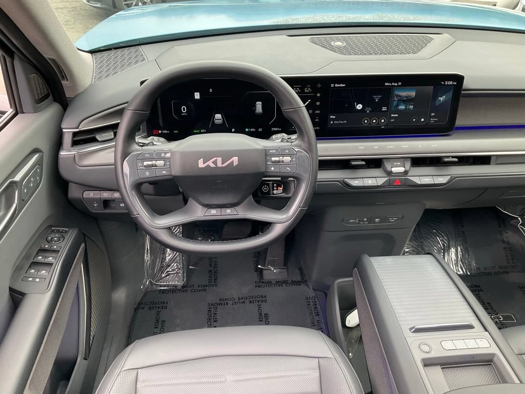 Used 2024 Kia EV9 Land AWD/4WD image 46