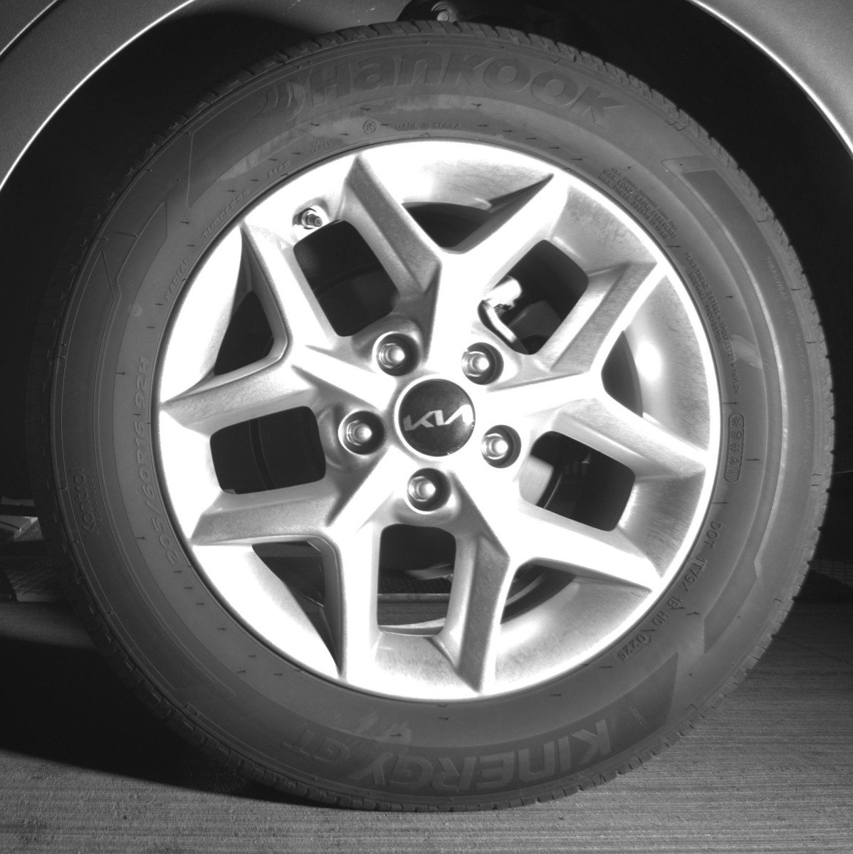 Used 2025 Kia Soul LX w/ LX Technology Package FWD image 14