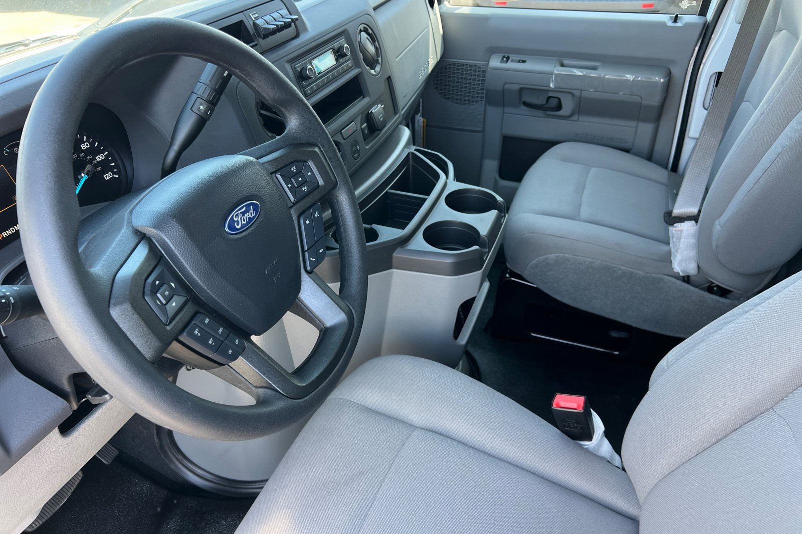 New 2026 Ford E-350 and Econoline 350 Super Duty w/ Power Equipment Group image 10