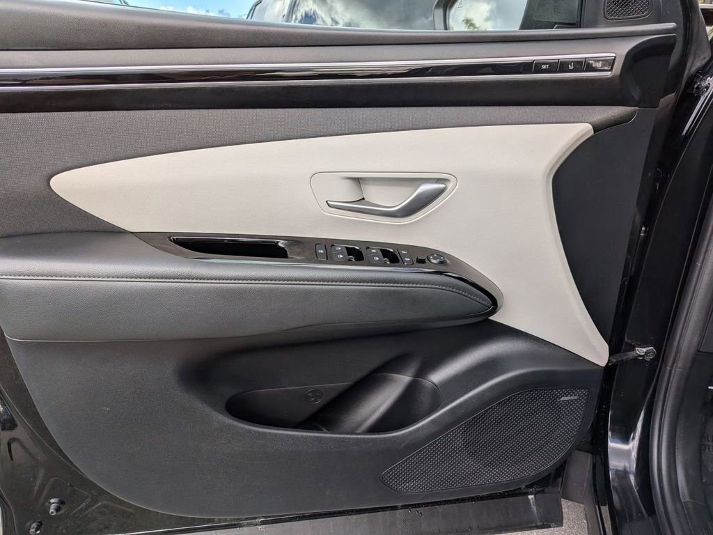 Certified 2023 Hyundai Tucson Limited image 11