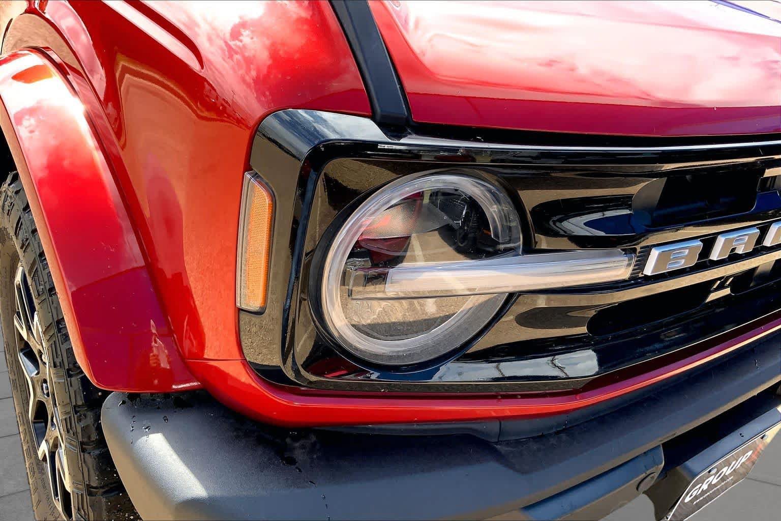 Used 2022 Ford Bronco Outer Banks AWD/4WD image 28