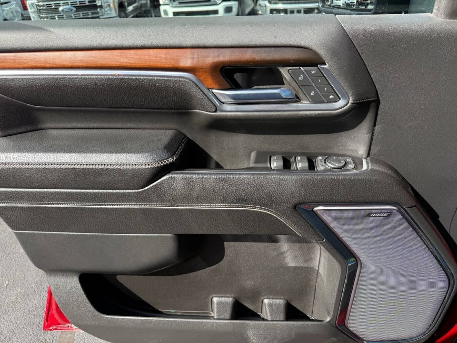 Used 2024 GMC Sierra 3500 Denali w/ Technology Package image 36