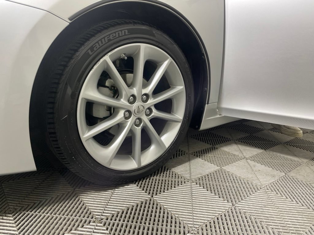 Used 2012 Lexus CT 200h Premium w/ Premium Audio Pkg FWD image 26