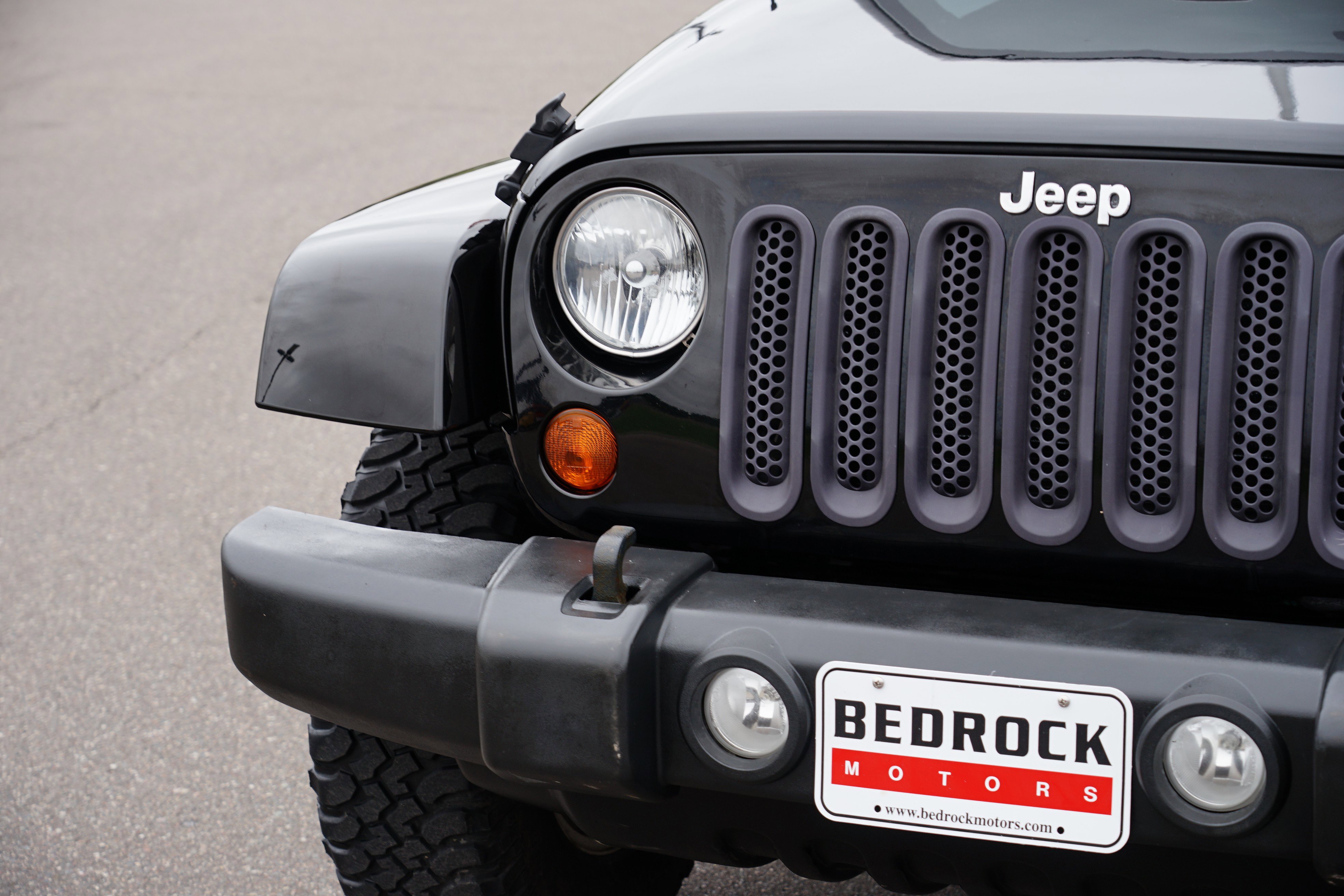 Used 2012 Jeep Wrangler Sahara w/ Dual Top Group AWD/4WD image 9