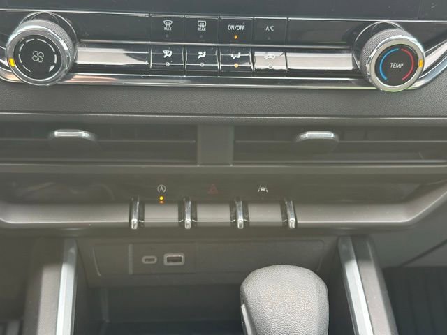 Used 2023 Chevrolet Colorado Trail Boss w/ LPO, Dark Essentials Package image 21