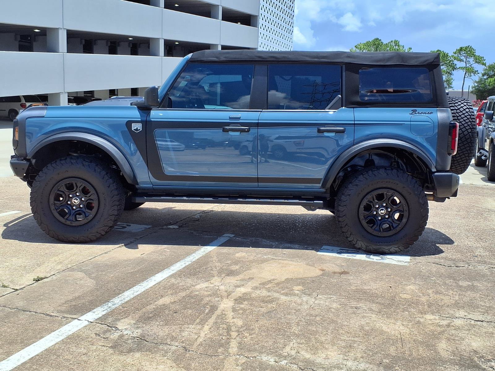 Used 2022 Ford Bronco Big Bend w/ Sasquatch Package AWD/4WD image 25