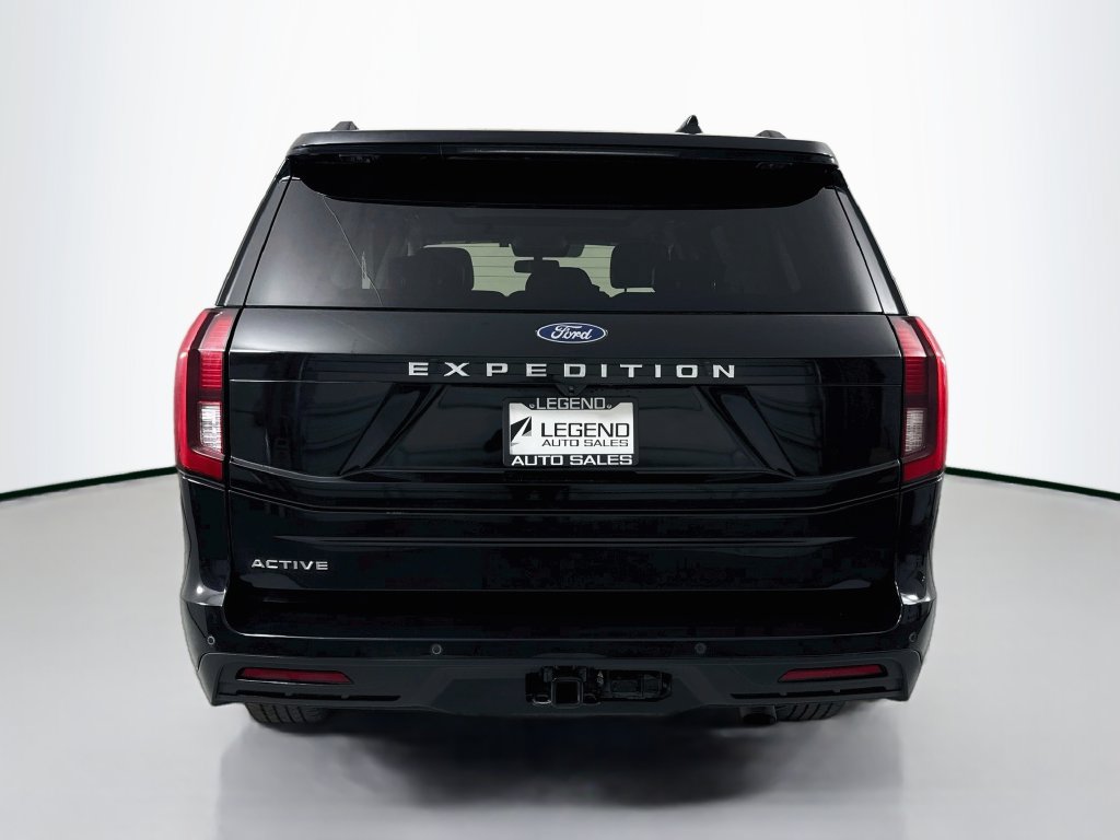 Used 2025 Ford Expedition Active AWD/4WD image 7