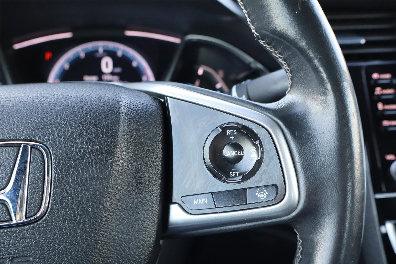 Used 2019 Honda Civic EX image 18