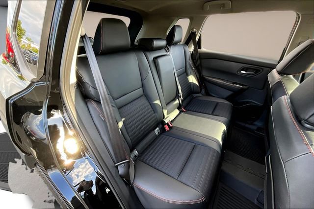 New 2026 Nissan Rogue SV image 9