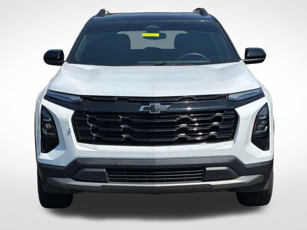 Used 2025 Chevrolet Equinox LT w/ Convenience Package II AWD/4WD image 3