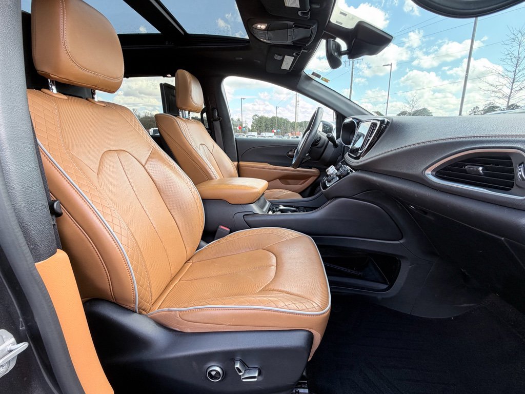 Used 2022 Chrysler Pacifica Pinnacle image 26