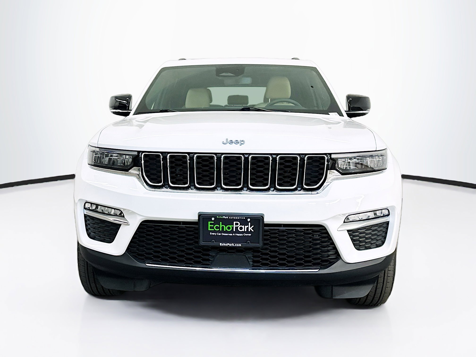 Used 2023 Jeep Grand Cherokee 4WD 4xe image 2