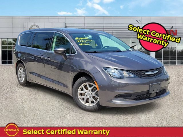 Used 2023 Chrysler Voyager LX FWD video 1