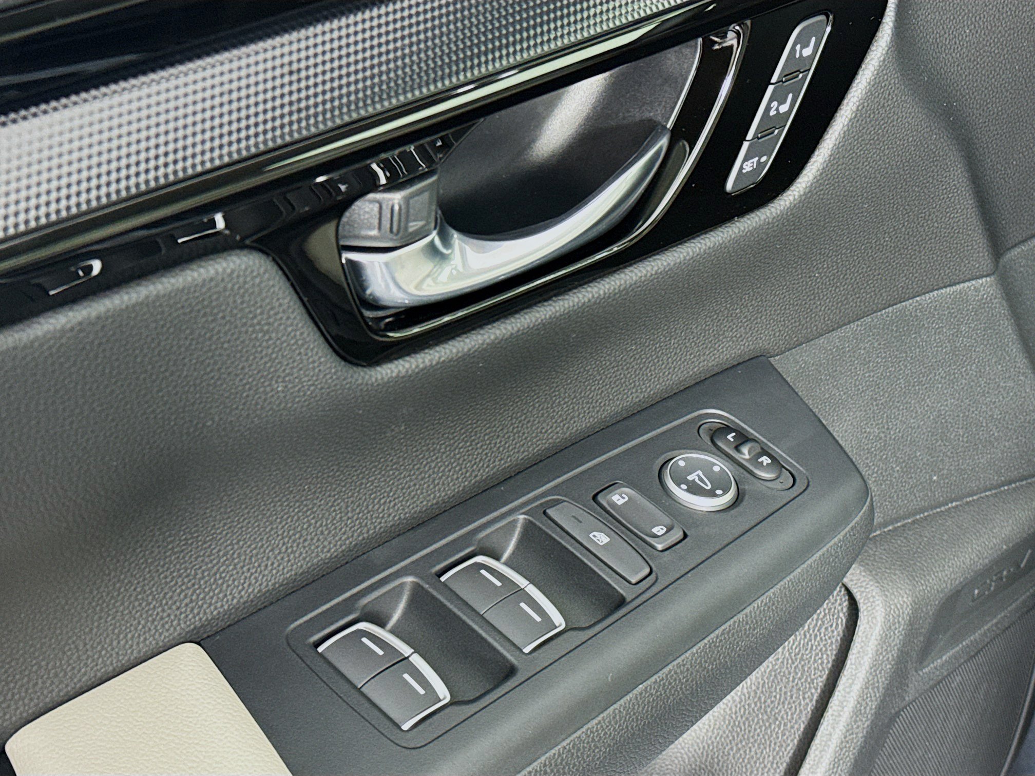 New 2026 Honda CR-V EX-L image 17