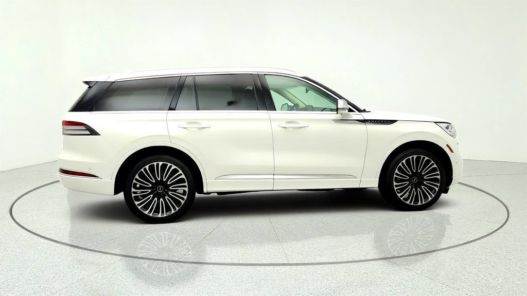 Used 2020 Lincoln Aviator Black Label w/ Dynamic Handling Package AWD/4WD image 4