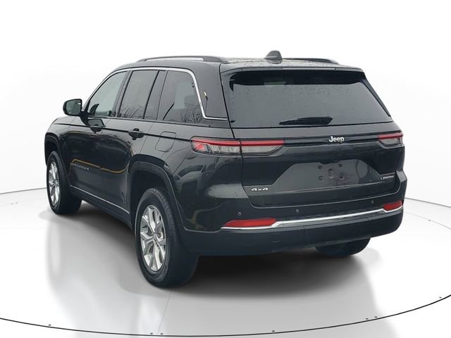 Used 2023 Jeep Grand Cherokee Limited w/ Trailer Tow Prep Group (B) image 3