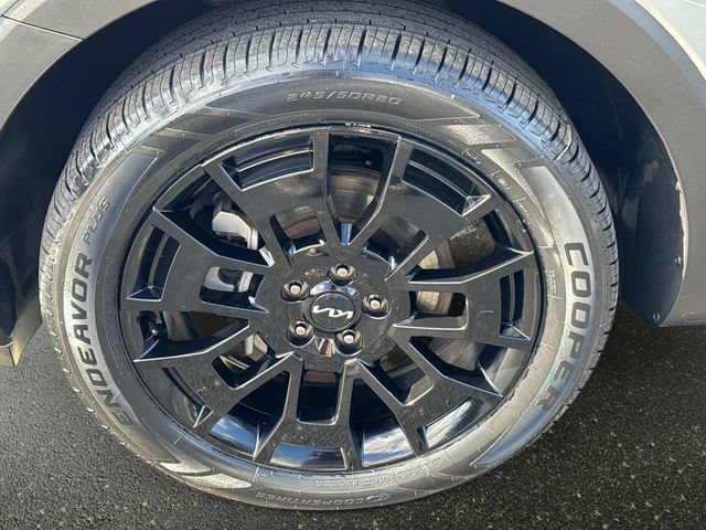 Used 2022 Kia Telluride SX w/ SX Prestige Package AWD/4WD image 10