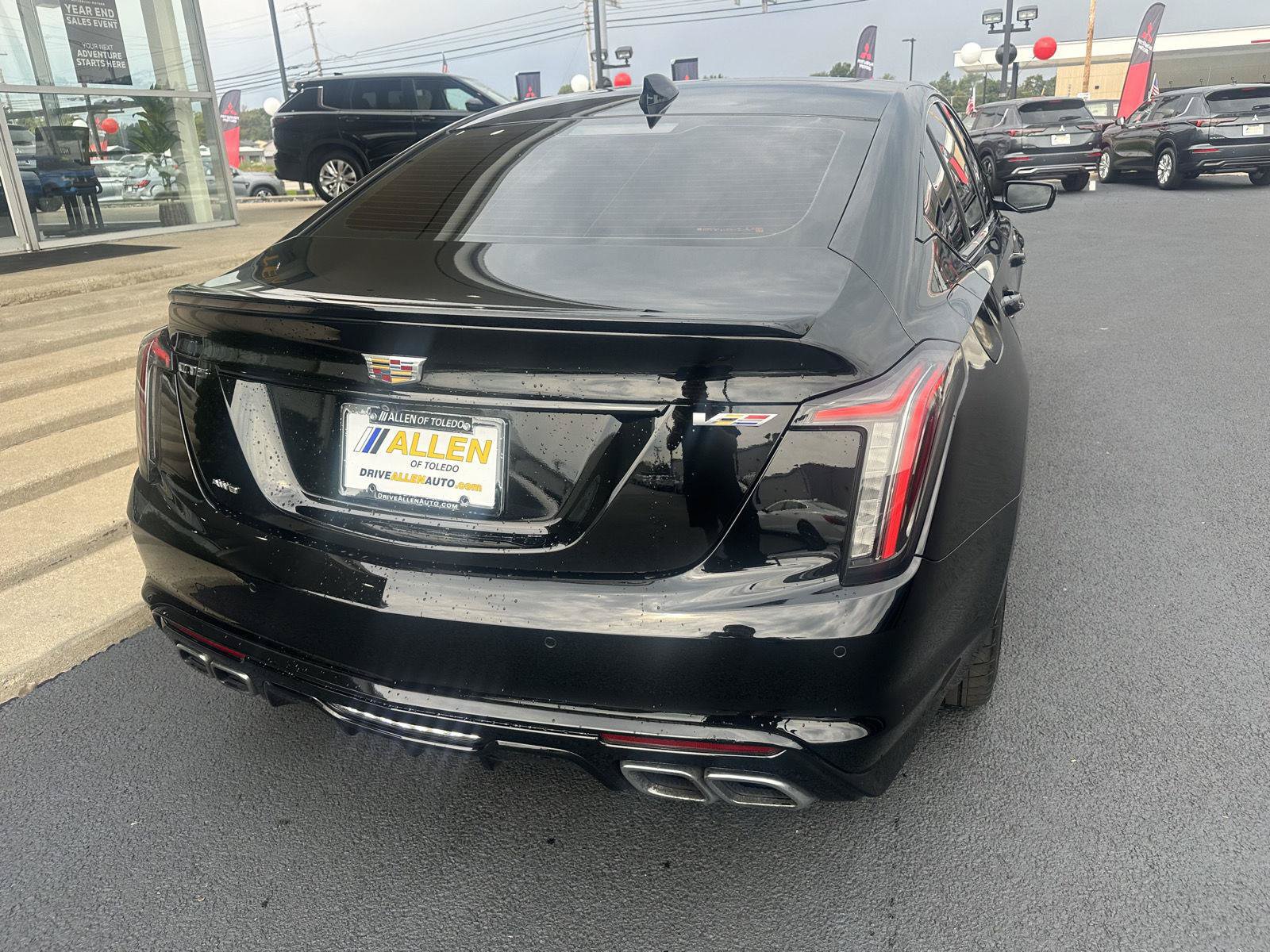 Used 2022 Cadillac CT5 V w/ Cold Weather Package AWD/4WD image 12