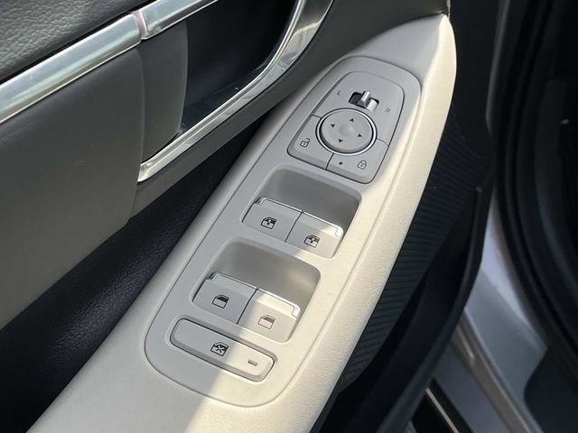 Used 2023 Hyundai Sonata SEL FWD image 29