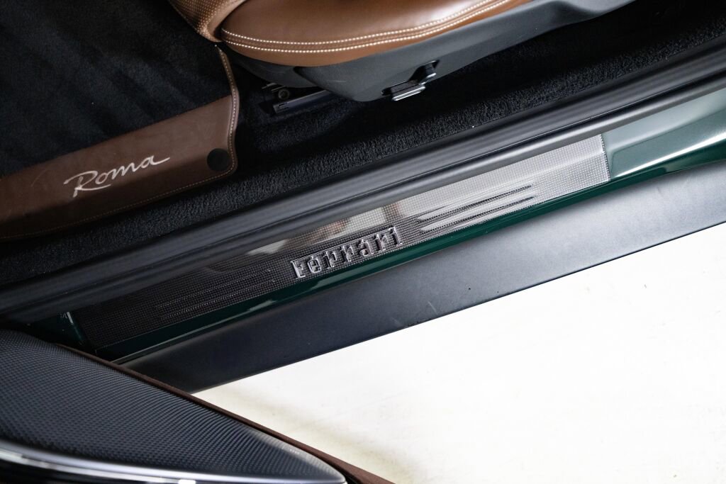 Used 2024 Ferrari Roma image 27