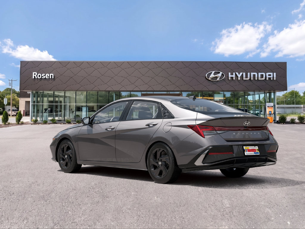 New 2026 Hyundai Elantra SEL Sport FWD image 23
