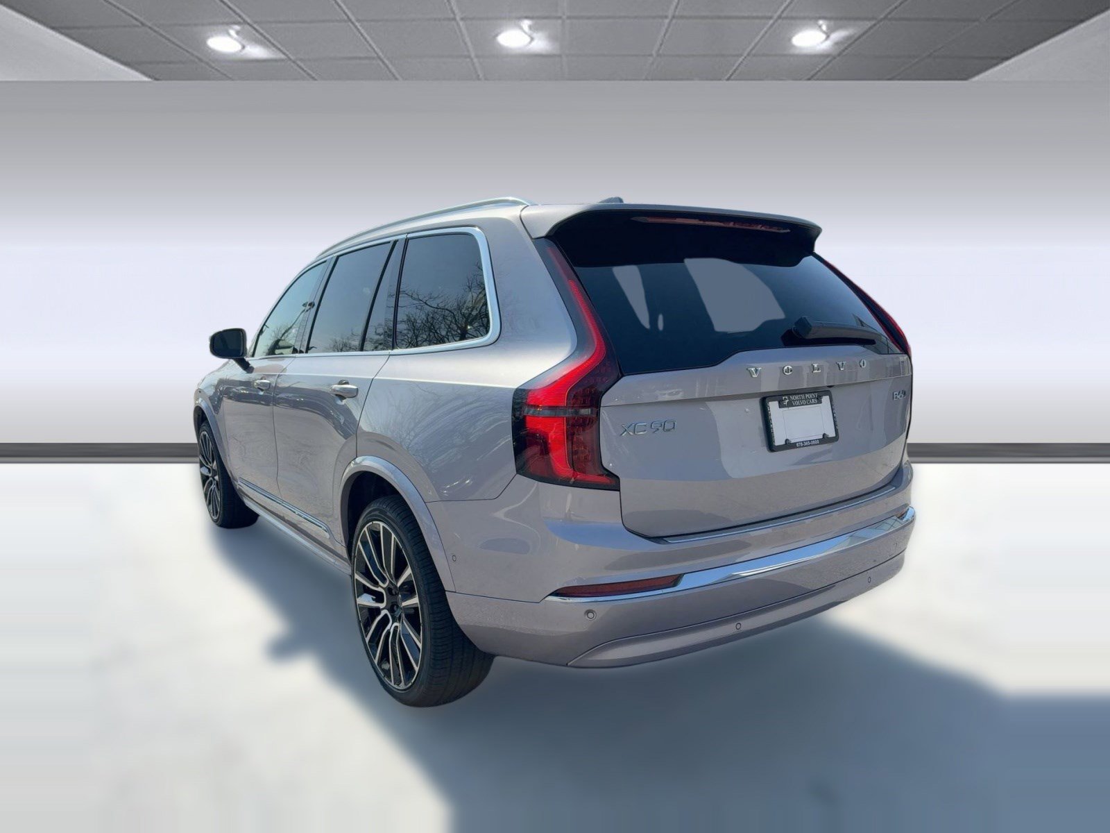 New 2026 Volvo XC90 B6 Plus w/ Protection Package image 3