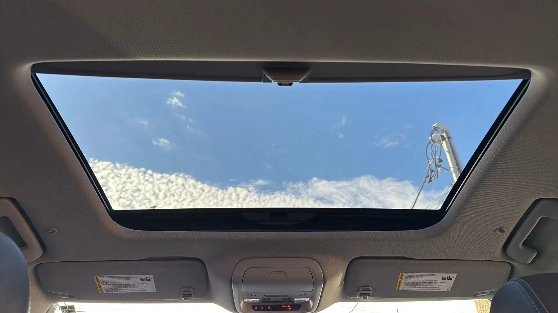 Used 2018 Buick Enclave Essence w/ Trailering Package image 32