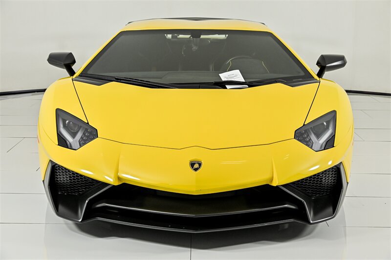 Used 2017 Lamborghini Aventador LP 750-4 Superveloce AWD/4WD image 40