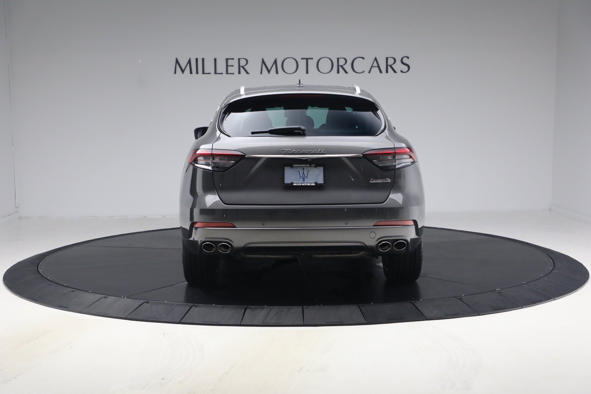 Certified 2023 Maserati Levante GT AWD/4WD image 6