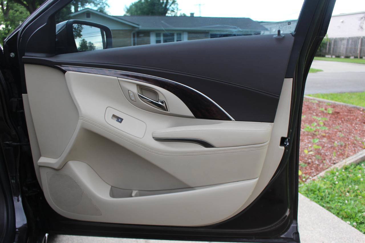 Used 2015 Buick LaCrosse Leather FWD image 37