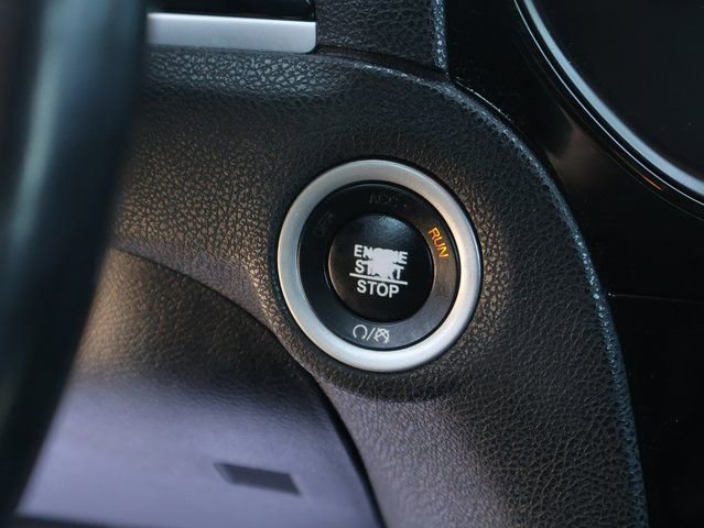 Used 2019 Chrysler 300 S image 66