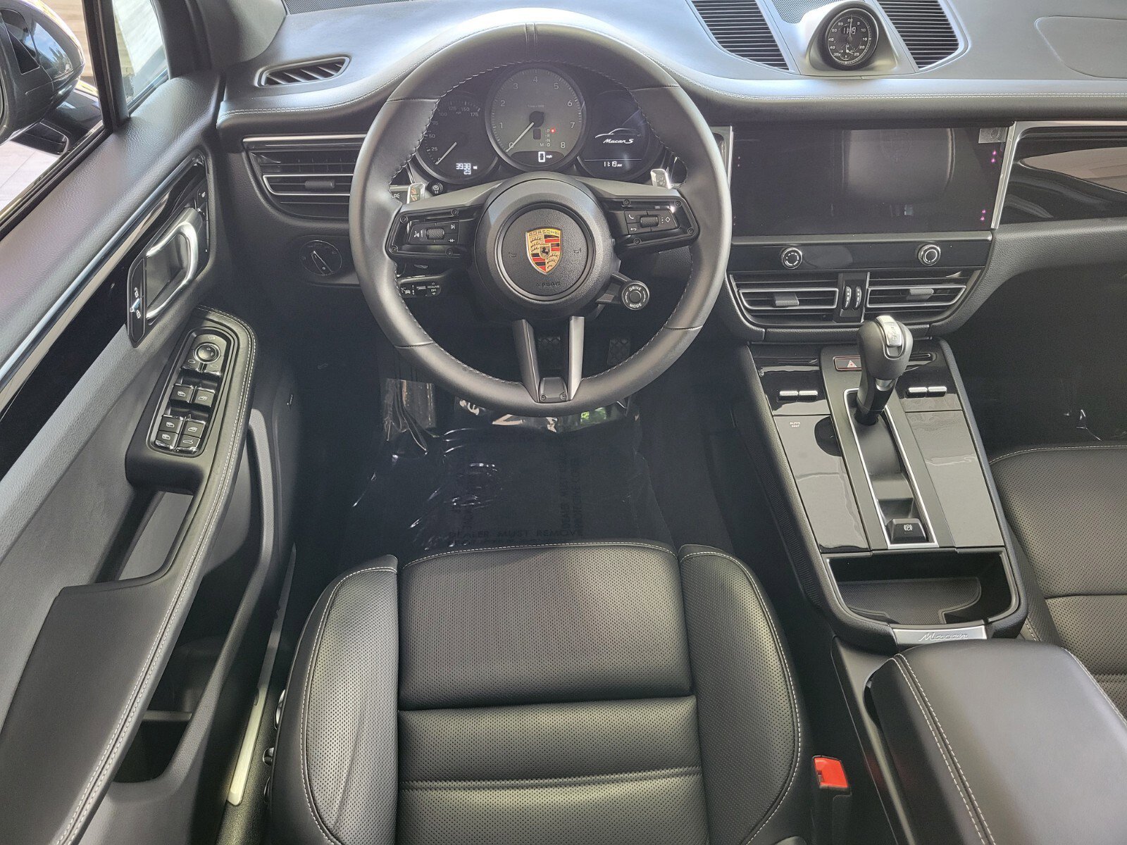 Used 2025 Porsche Macan S image 13