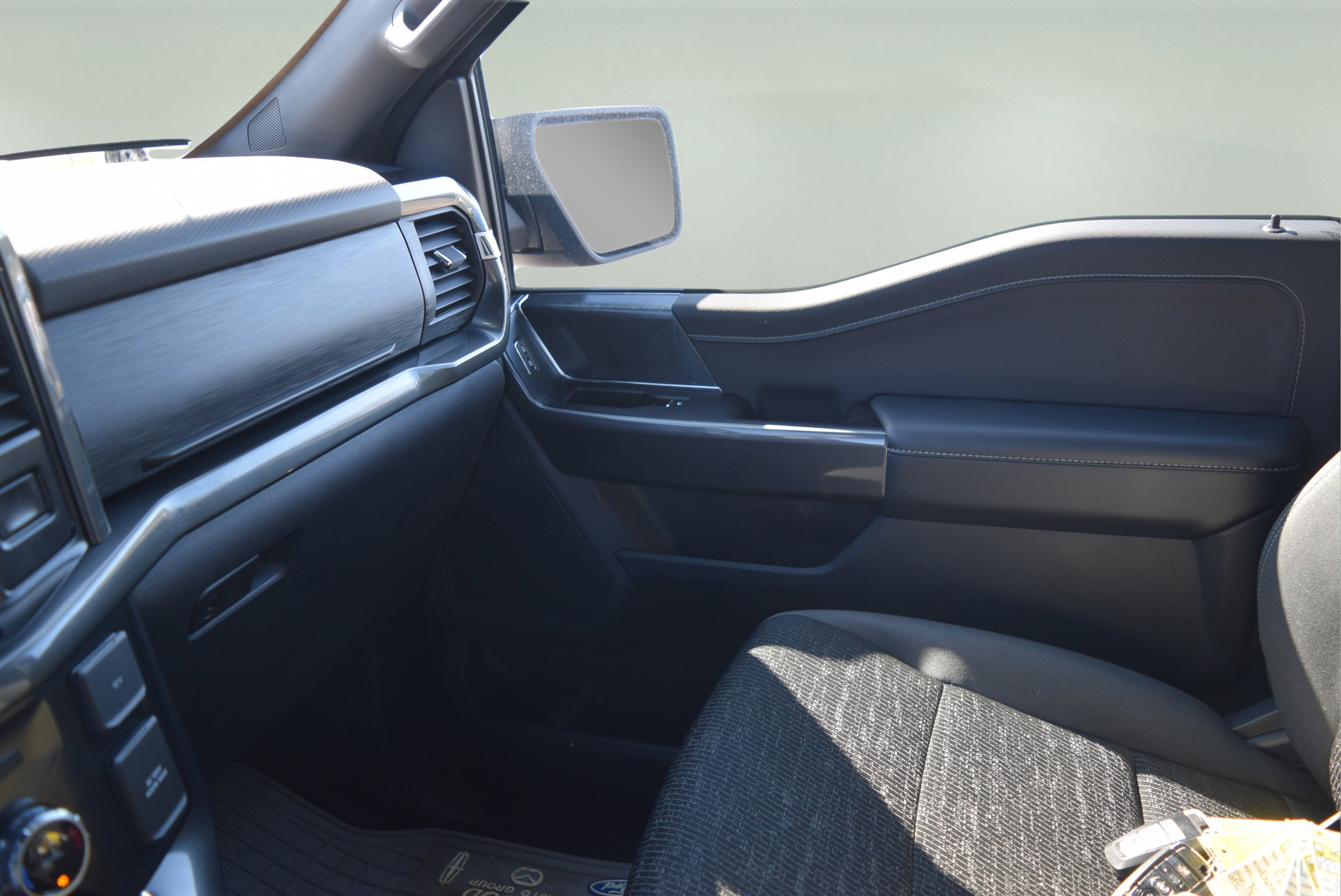 Used 2023 Ford F150 XLT w/ Equipment Group 302A High image 17