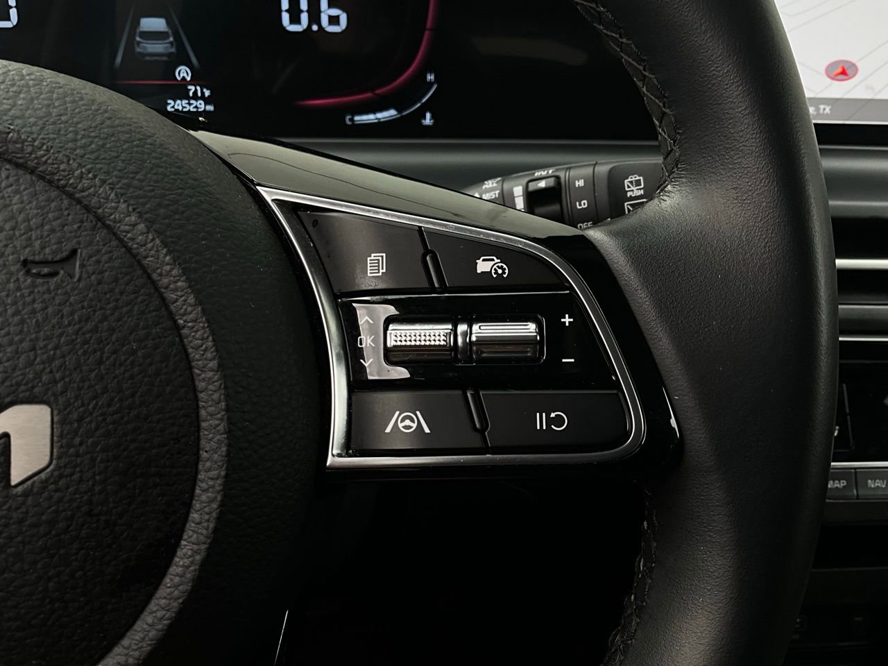 Used 2025 Kia Seltos S image 34