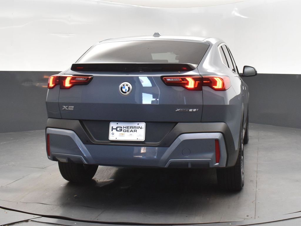 Used 2025 BMW X2 xDrive28i image 7