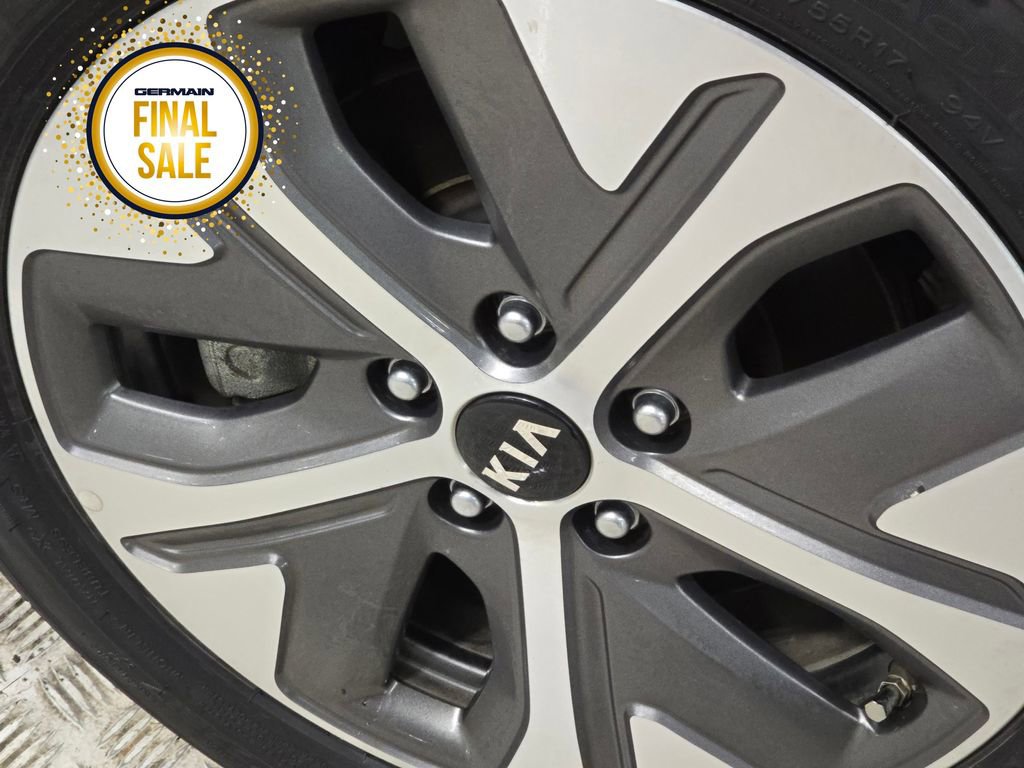 Certified 2020 Kia Niro EX w/ Cold Weather Package image 10