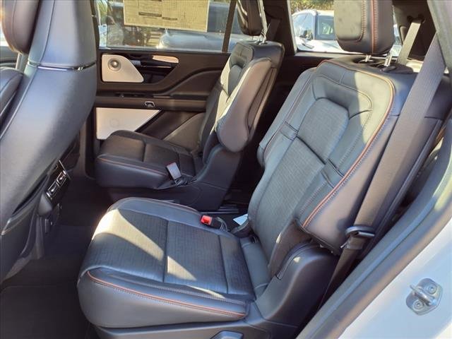 New 2025 Lincoln Aviator Black Label image 15