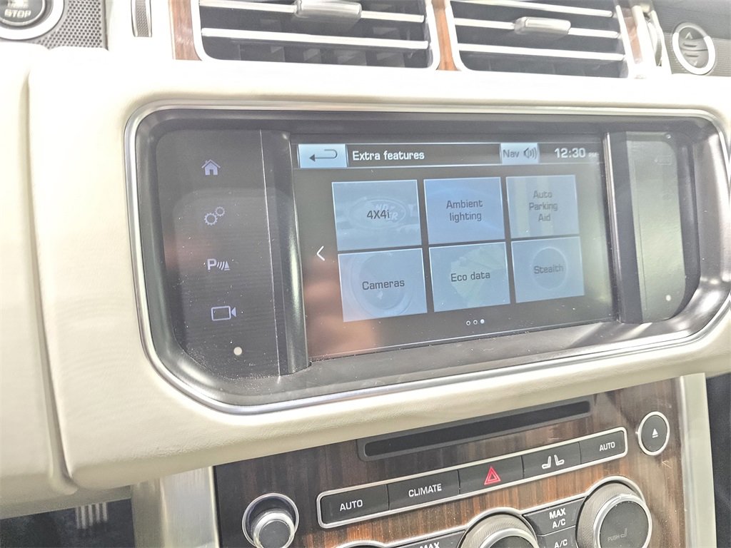 Used 2016 Land Rover Range Rover HSE image 22