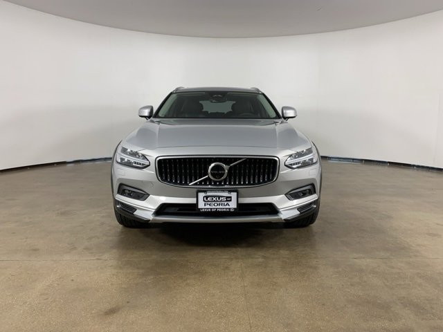 Used 2024 Volvo V90 B6 Cross Country Ultimate w/ Protection Package Premier image 2