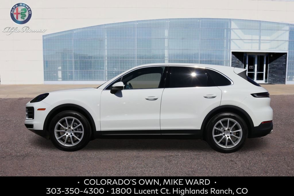 Used 2024 Porsche Cayenne image 2