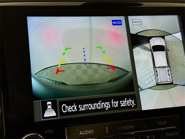 Used 2024 Nissan Titan PRO-4X w/ Pro-4x Convenience Package image 17