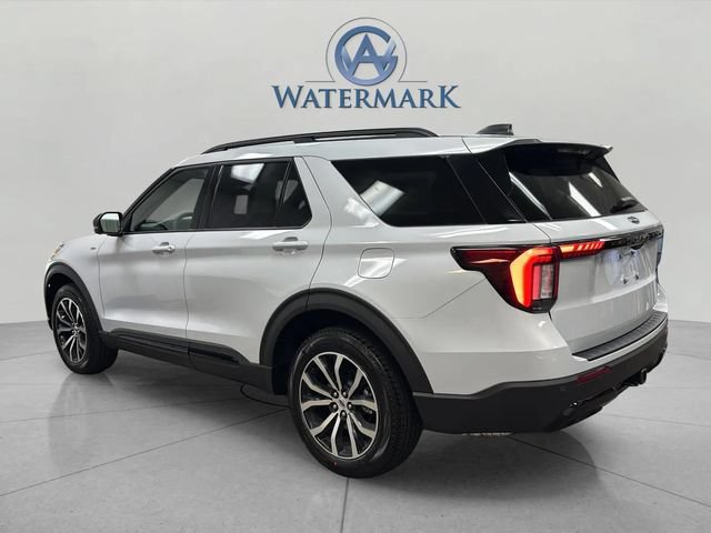 New 2026 Ford Explorer ST-Line AWD/4WD image 3