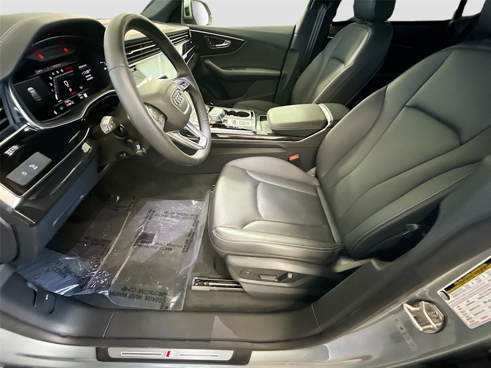 Certified 2025 Audi Q8 Premium Plus w/ Premium Plus Package image 22