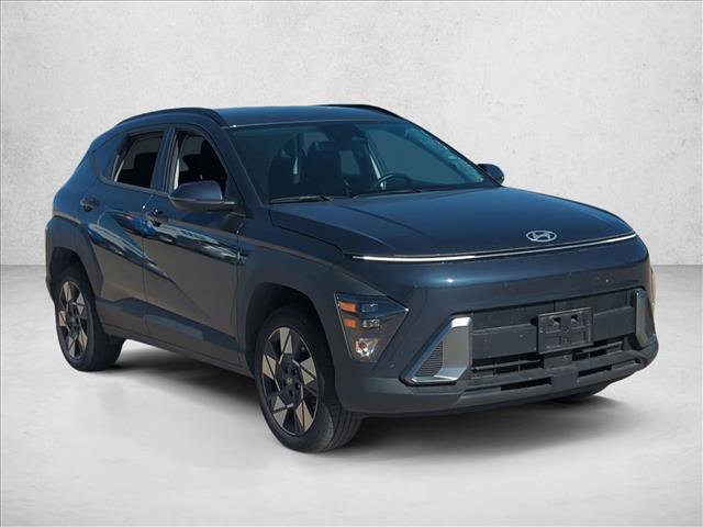 Used 2025 Hyundai Kona SEL image 3