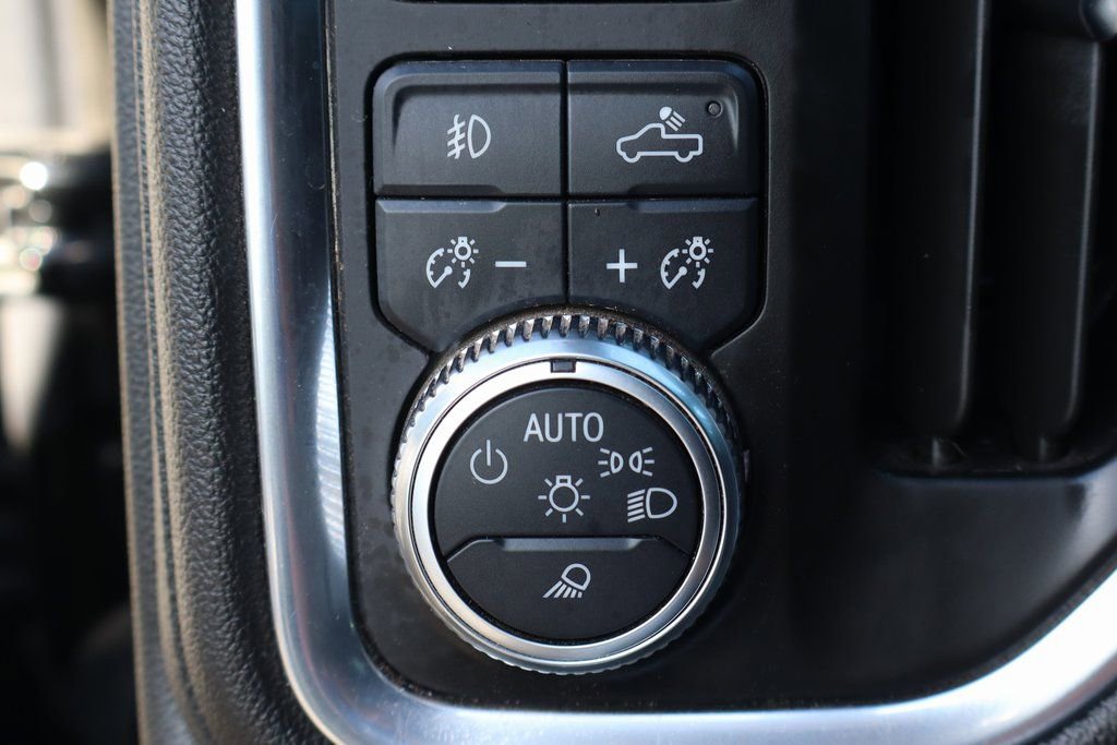 Used 2021 GMC Sierra 3500 Denali w/ Denali Ultimate Package image 23