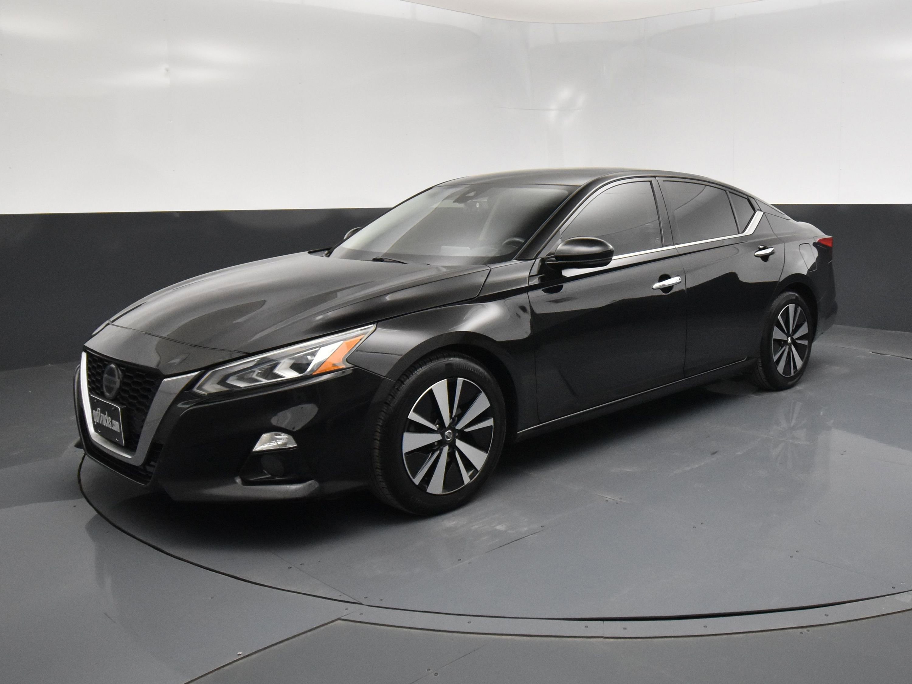 Used 2019 Nissan Altima 2.5 SL image 2